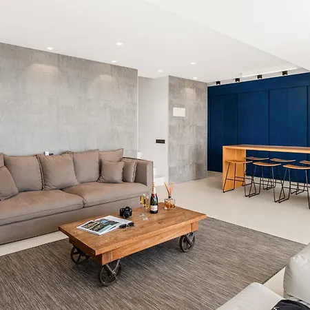 Villa Karat Blue *
